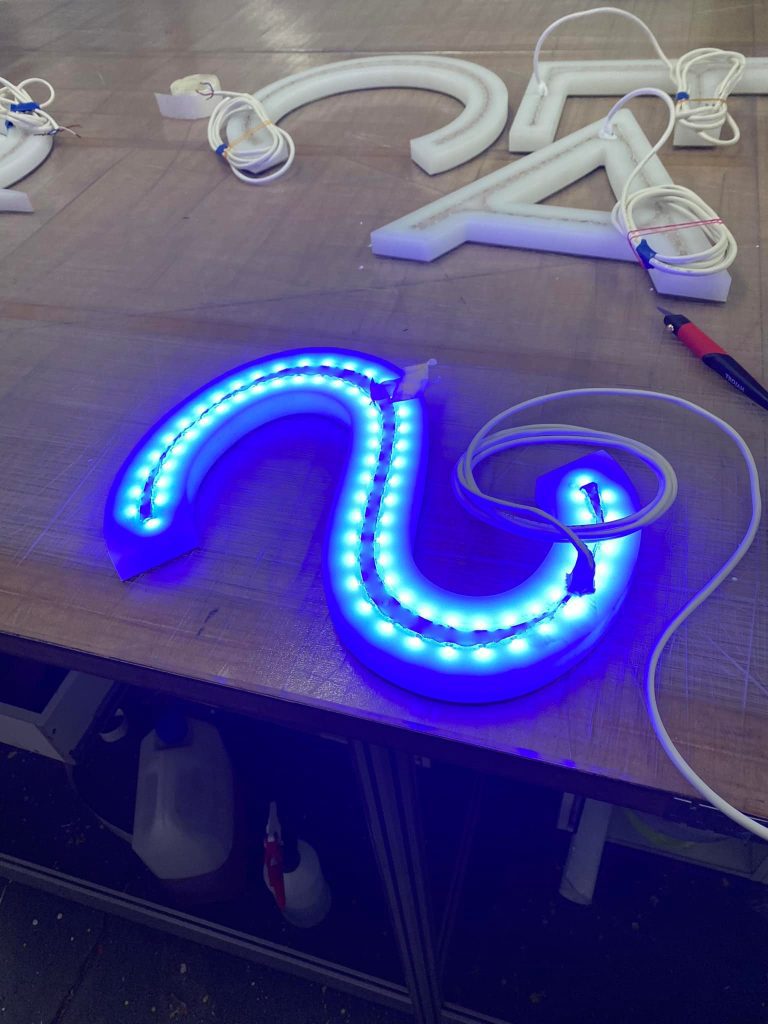 279377777 462188622411102 4500624815734055859 N